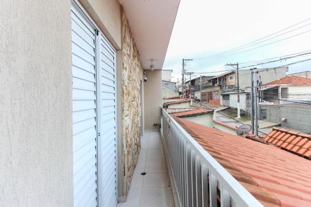 Casa para alugar com 80m², 2 quartos e 3 vagas Casa para alugar com 80m², 2 quartos e 3 vagasVaranda da Suíte 1 e 2
