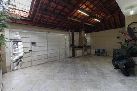 Casa para alugar com 80m², 2 quartos e 3 vagas Casa para alugar com 80m², 2 quartos e 3 vagasGaragem - Churrasqueira
