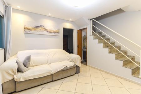 Sala de casa para alugar com 2 quartos, 80m² em Jardim Brasil, São Paulo