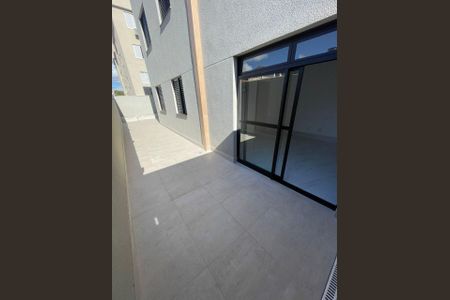 Apartamento à venda com 114m², 2 quartos e 1 vaga