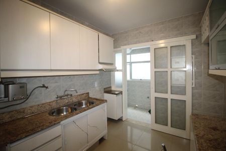 Apartamento para alugar com 249m², 3 quartos e 2 vagasCozinha