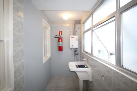 Apartamento para alugar com 249m², 3 quartos e 2 vagasÁrea de Serviço