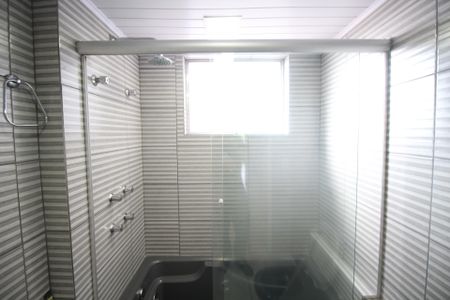 Apartamento para alugar com 249m², 3 quartos e 2 vagasBanheiro da Suíte 1