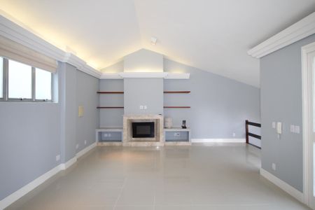 Apartamento para alugar com 249m², 3 quartos e 2 vagasSala 2