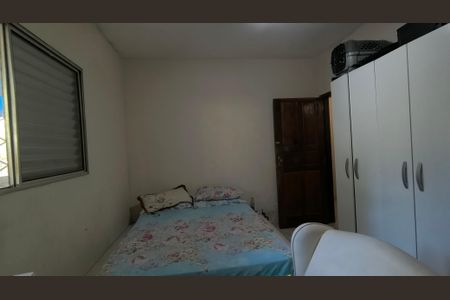 Casa à venda com 460m², 2 quartos e 2 vagas Casa à venda com 460m², 2 quartos e 2 vagasQuarto 2