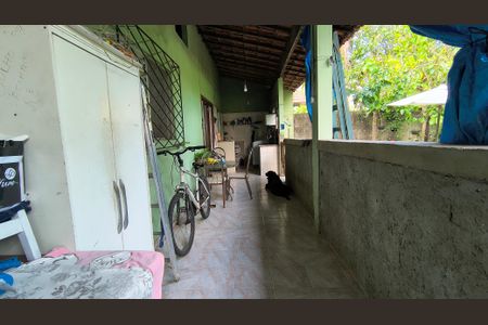 Casa à venda com 460m², 2 quartos e 2 vagas Casa à venda com 460m², 2 quartos e 2 vagasVaranda