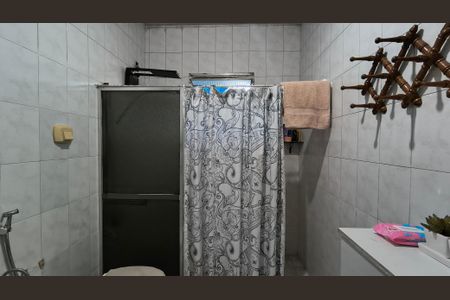 Casa à venda com 460m², 2 quartos e 2 vagas Casa à venda com 460m², 2 quartos e 2 vagasBanheiro