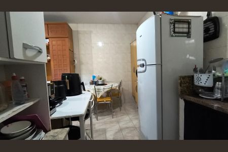 Casa à venda com 460m², 2 quartos e 2 vagas Casa à venda com 460m², 2 quartos e 2 vagasCozinha