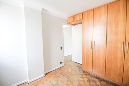 Apartamento à venda com 82m², 3 quartos e 1 vagaQuarto 2