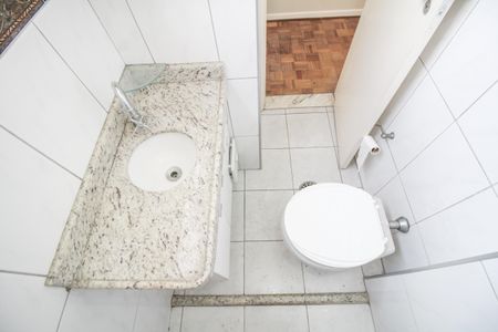 Apartamento à venda com 82m², 3 quartos e 1 vagaBanheiro Suite 1
