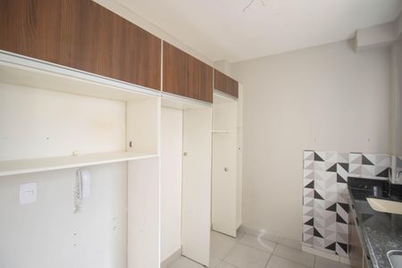 Apartamento para alugar com 45m², 2 quartos e 2 vagas Apartamento para alugar com 45m², 2 quartos e 2 vagasCozinha e Área de Serviço