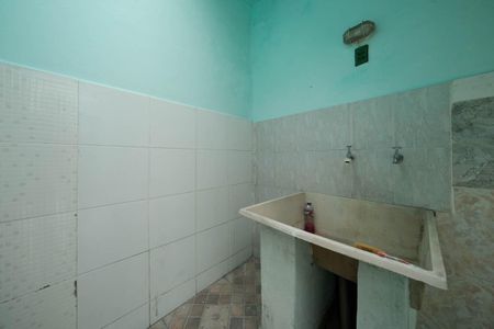 Casa para alugar com 60m², 1 quarto e sem vagaÁrea externa