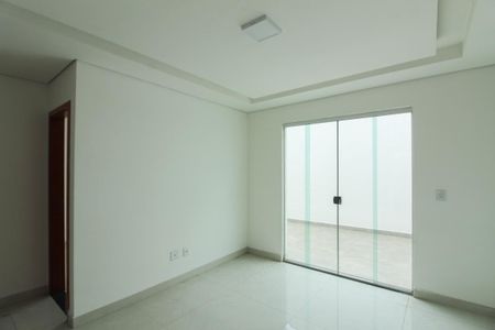 Sala de apartamento à venda com 2 quartos, 75m² em Jardim Leblon, Belo Horizonte