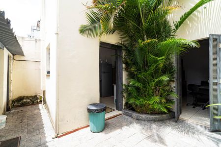 Casa à venda com 200m², 4 quartos e 1 vagaQuintal e Área de Serviço