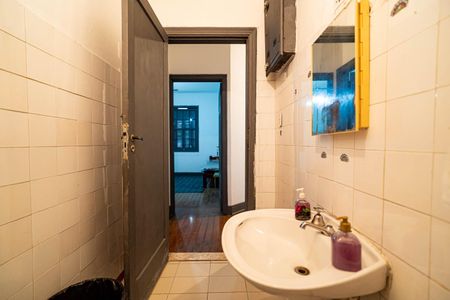 Casa à venda com 200m², 4 quartos e 1 vagaBanheiro