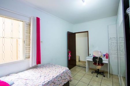 Casa à venda com 178m², 3 quartos e 2 vagasQuarto 2