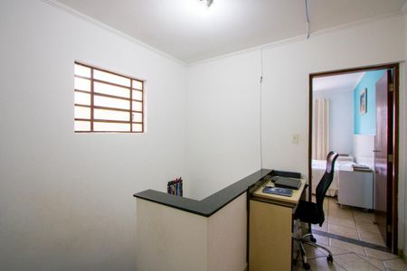 Casa à venda com 178m², 3 quartos e 2 vagasCorredor