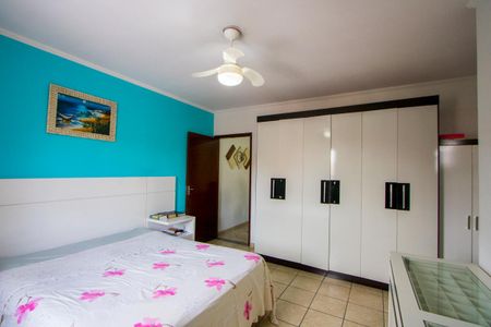 Casa à venda com 178m², 3 quartos e 2 vagasQuarto 1 - Suíte