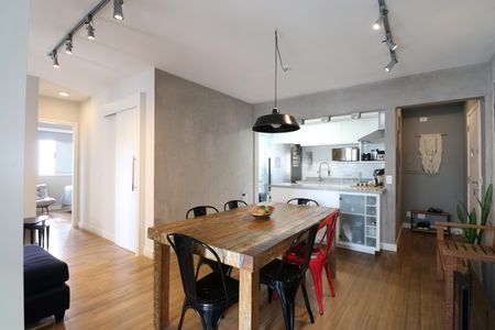 Apartamento à venda com 70m², 2 quartos e 1 vagaSala