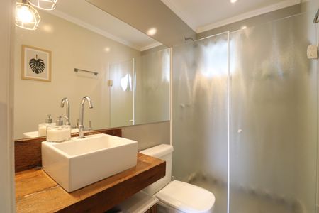 Apartamento à venda com 70m², 2 quartos e 1 vagaBanheiro Social