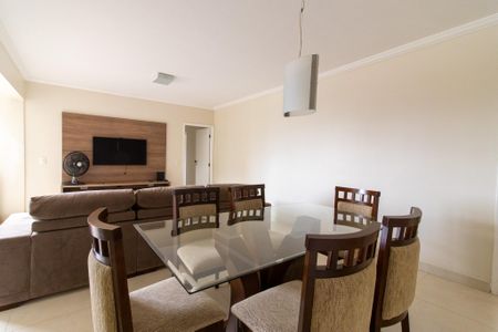 Sala de apartamento para alugar com 3 quartos, 107m² em Vila Industrial (campinas), Campinas