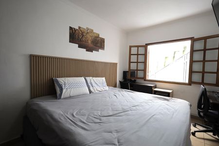 Casa à venda com 97m², 2 quartos e 2 vagas Casa à venda com 97m², 2 quartos e 2 vagasSuíte