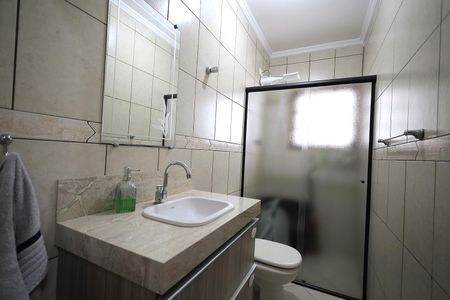 Casa à venda com 97m², 2 quartos e 2 vagas Casa à venda com 97m², 2 quartos e 2 vagasBanheiro
