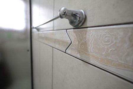 Casa à venda com 97m², 2 quartos e 2 vagas Casa à venda com 97m², 2 quartos e 2 vagasBanheiro