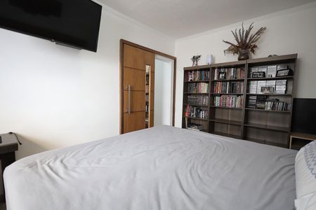 Casa à venda com 97m², 2 quartos e 2 vagas Casa à venda com 97m², 2 quartos e 2 vagasSuíte