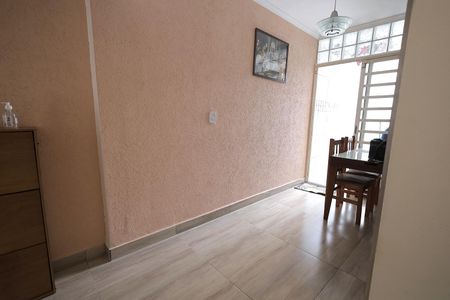 Casa à venda com 97m², 2 quartos e 2 vagas Casa à venda com 97m², 2 quartos e 2 vagasSala de Jantar