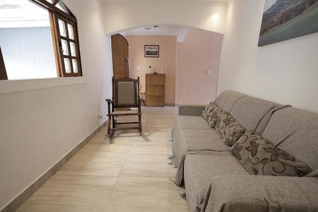 Casa à venda com 97m², 2 quartos e 2 vagas Casa à venda com 97m², 2 quartos e 2 vagasSala