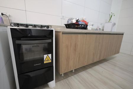 Casa à venda com 97m², 2 quartos e 2 vagas Casa à venda com 97m², 2 quartos e 2 vagasCozinha