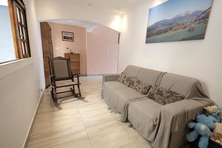 Casa à venda com 97m², 2 quartos e 2 vagas Casa à venda com 97m², 2 quartos e 2 vagasSala