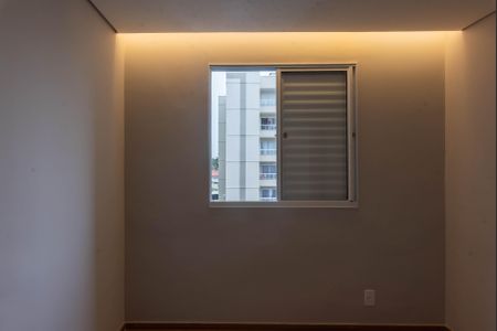 Apartamento para alugar com 47m², 2 quartos e 2 vagasQuarto 2