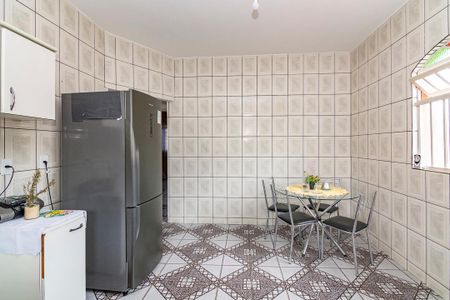 Casa para alugar com 84m², 3 quartos e 2 vagasCozinha