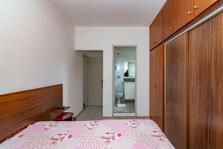 Casa para alugar com 84m², 3 quartos e 2 vagasSuíte