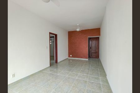 Sala de apartamento para alugar com 1 quarto, 64m² em Rio Comprido, Rio de Janeiro