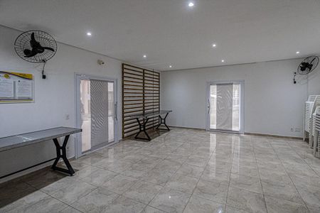 Apartamento à venda com 60m², 2 quartos e 1 vagasalão de festas_4