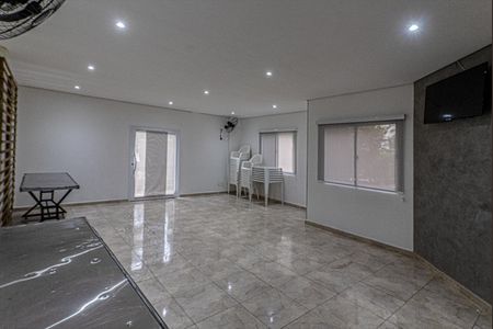 Apartamento à venda com 60m², 2 quartos e 1 vagasalão de festas_3