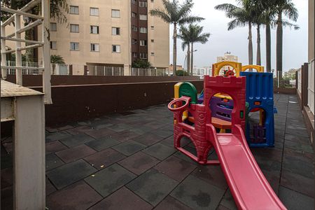 Apartamento à venda com 60m², 2 quartos e 1 vagaplay ground_3