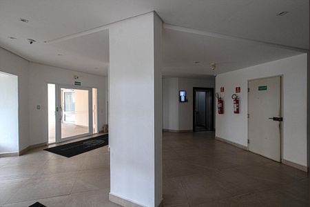 Apartamento à venda com 60m², 2 quartos e 1 vagahall de entrada_3