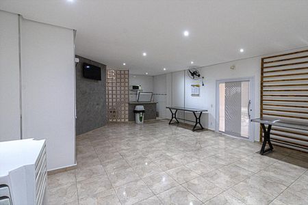 Apartamento à venda com 60m², 2 quartos e 1 vagasalão de festas_2
