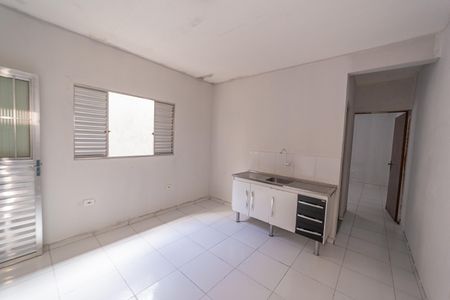 Sala/Cozinha de casa para alugar com 1 quarto, 40m² em Jardim Verônia, São Paulo