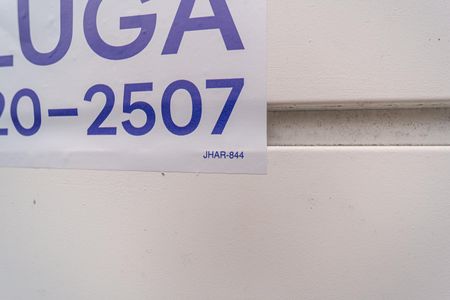 Casa para alugar com 40m², 1 quarto e sem vaga Casa para alugar com 40m², 1 quarto e sem vaga15/01/26 Placa: JHAR-844