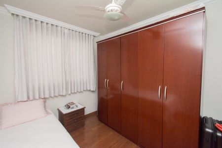 Apartamento à venda com 3 quartos, 65m² em Jardim Riacho das Pedras, Contagem