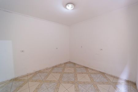 Sala/Quarto de casa para alugar com 1 quarto, 40m² em Jardim Verônia, São Paulo