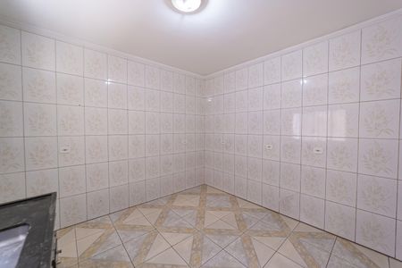 Cozinha de casa para alugar com 1 quarto, 40m² em Jardim Verônia, São Paulo