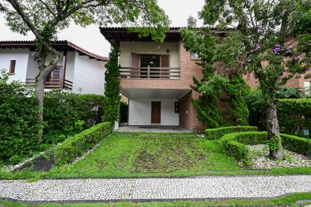 Casa de condomínio para alugar com 375m², 7 quartos e 4 vagasFachada