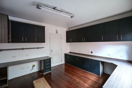 Casa de condomínio para alugar com 375m², 7 quartos e 4 vagasQuarto 1