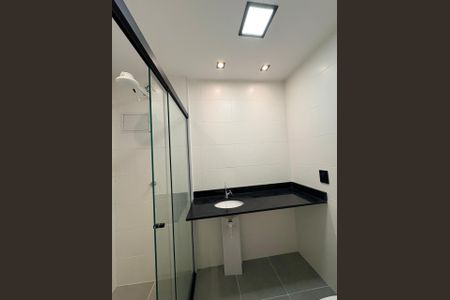 Banheiro de apartamento para alugar com 1 quarto, 65m² em Parque Industrial, São José dos Campos